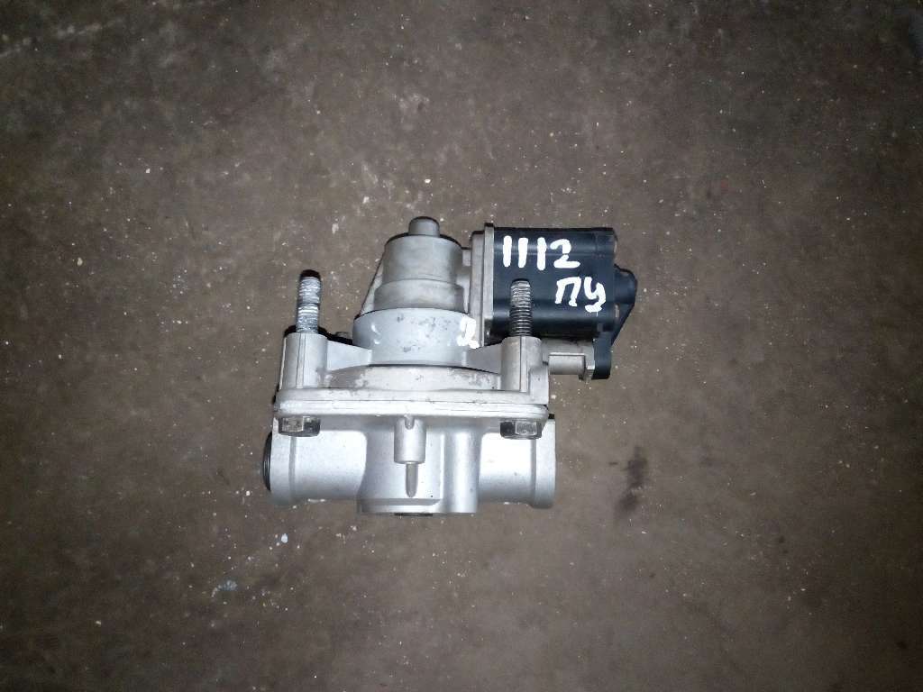 клапан ускорительный б/у - 2
